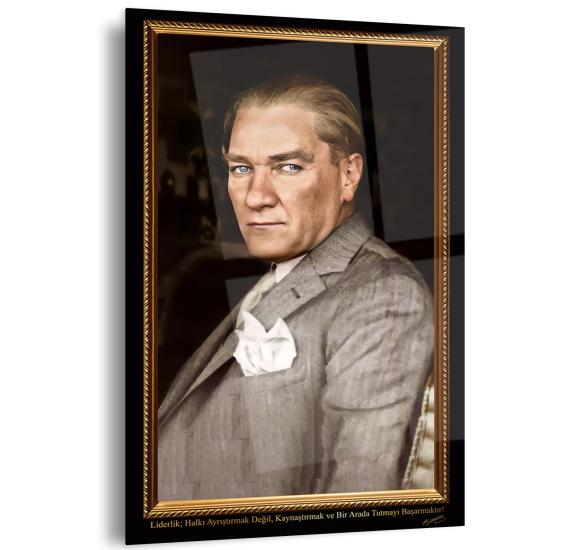 Atatürk Cam Tablo